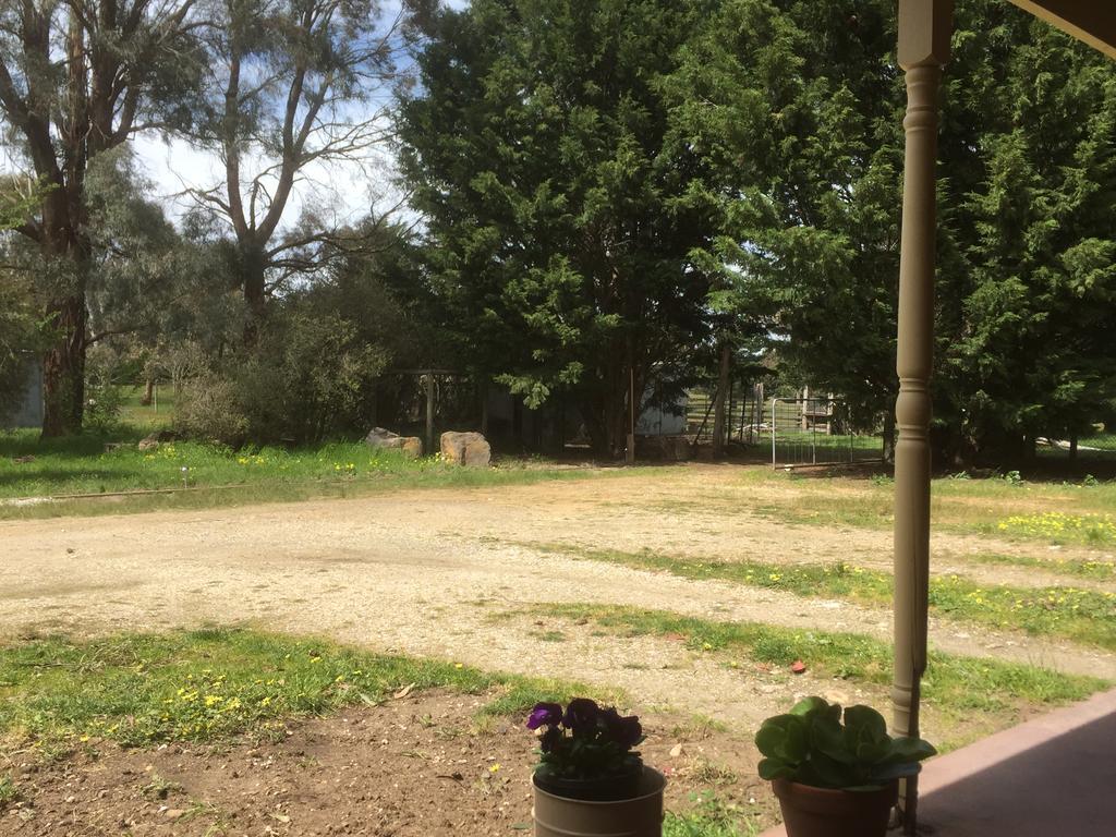 Helen'S Homestead Enfield Exterior foto